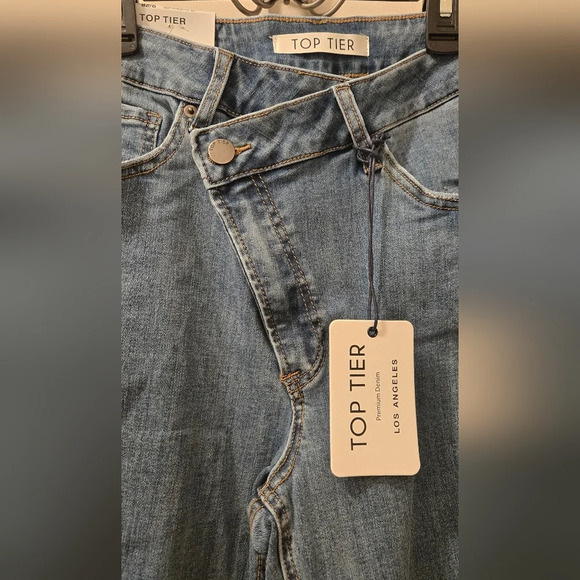 High Waisted Crossover Straight Jeans - Picture 8 of 14